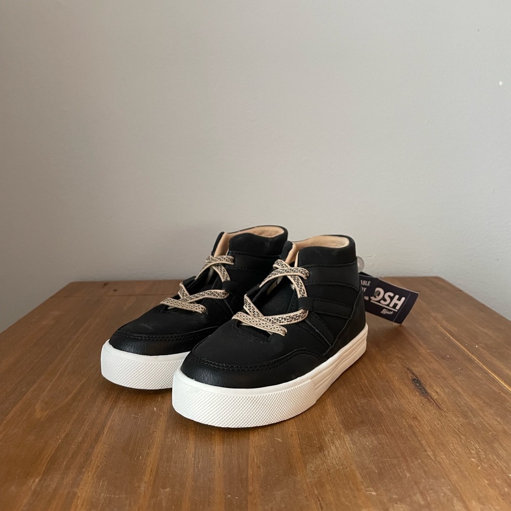NWT Oshkosh B’Gosh Toddler High Top Black and Tan Sneakers 8